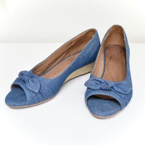 Aerosoles Ship Deck Wedge Bow Peep Toe Pump Denim Fabric